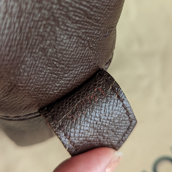 Authentic LV Trousse Toiletry Pouch - Picture 8 of 14